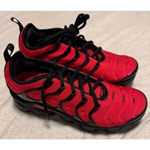 Nike Air Size 8.5 VaporMax Plus University Red Men New CU4863-600